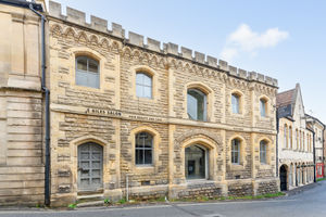 Front Elevation- click for photo gallery